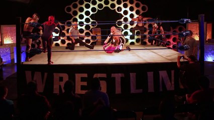 Pizza Party Wrestling Grapple Picking 002