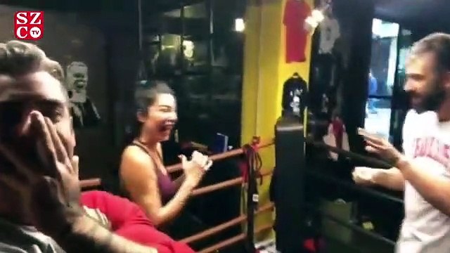 Deniz Akkaya: Horoz muyum Pittbull mu?