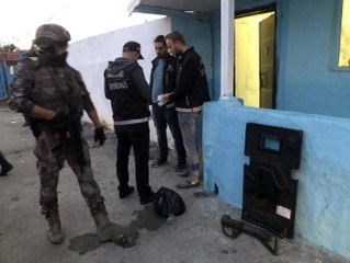 Uyuşturucu satıcılarına şafak operasyonu