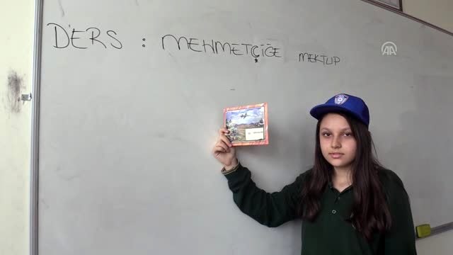 Öğrencilerden Mehmetçik'e moral mektubu