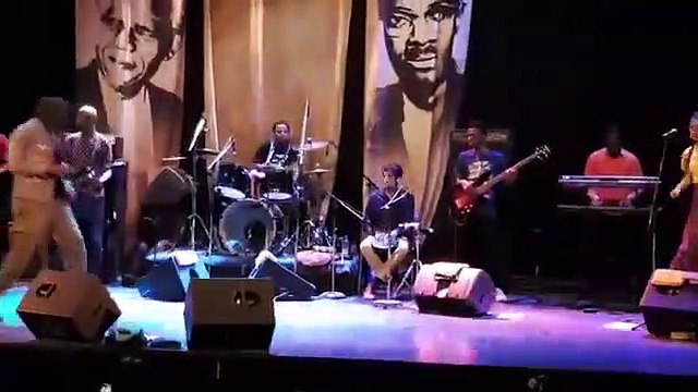 Live 1ère PARTIE: Concert de présentation du nouvel album de TIKEN JAH FAKOLY Le monde est chaud