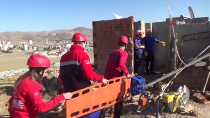 AFAD'ın gerçekleştirdiği deprem tatbikatı gerçeğini aratmadı