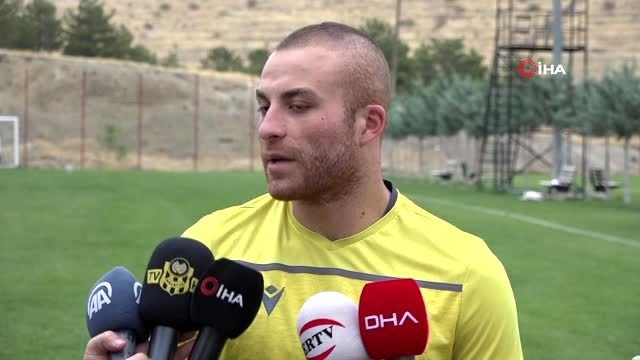 Gökhan Töre: Oynasam da oynamasam da ay-yıldızlı bayrağı göğsümde her zaman taşıdım