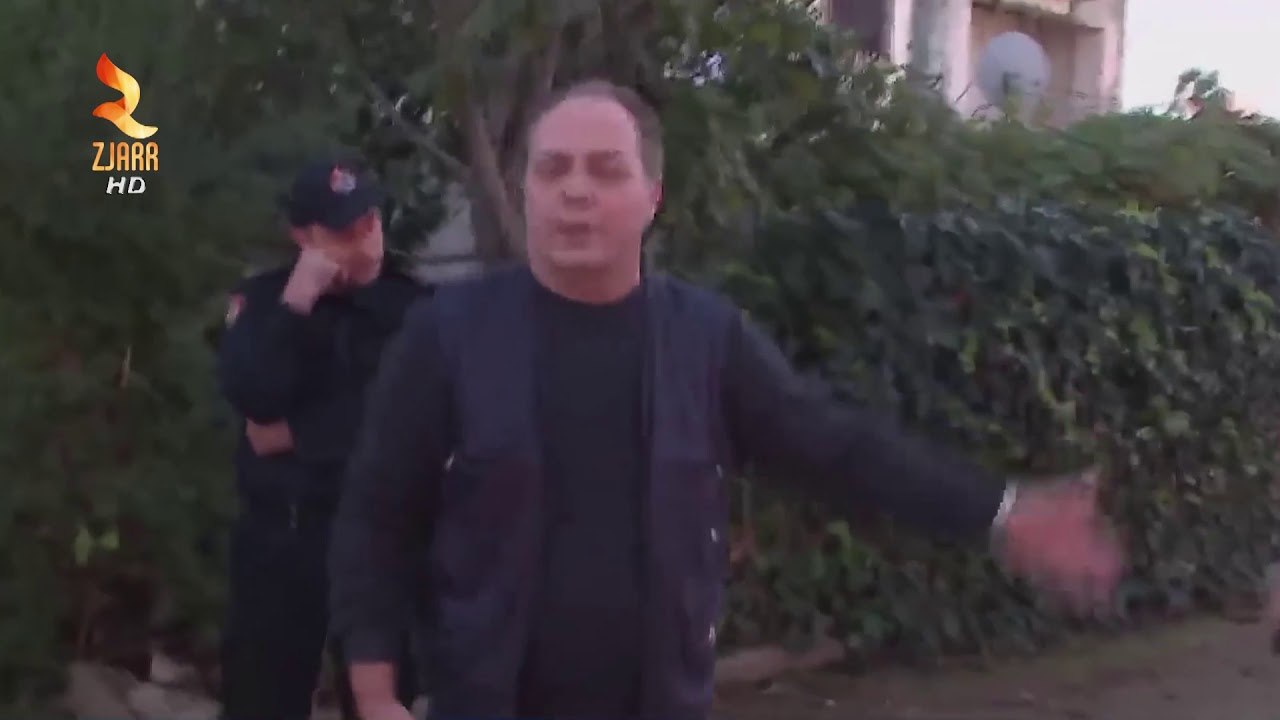 PRISHJA E BANESAVE, PËRPLASJE NË SHKOZË, DY TË SHOQËRUAR  BANORËT POLICIA PO USHTRON DHUNË