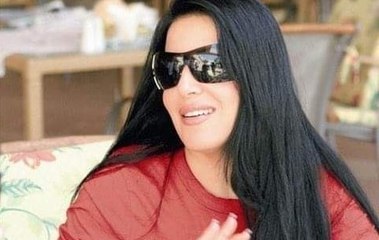 هذا ما قالته سمية الخشاب عن خطوبتها وعن علاقة عمرو دياب ودينا الشربيني