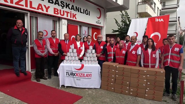 - Kızılay’ın kurban etleri ihtiyaç sahiplerine ulaşıyor- Türkiye genelinde alınan toplam 181 bin hisse, 50 ülkede 4 buçuk milyon insana ulaştırılıyor- Ordu’da da yaklaşık 3 bin aileye dağıtılacak olan kurban etlerinin dağıtımına başla...