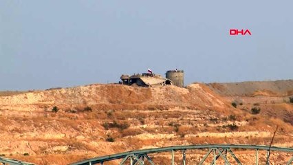 Ypg, rusya bayrağı astı