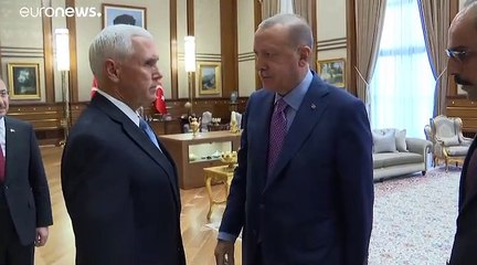 Скачать видео: USA und Türkei einigen sich auf Waffenruhe für Nordsyrien