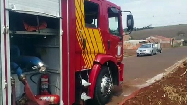 Incêndio é registrado na região do Jardim Veneza, em Cascavel