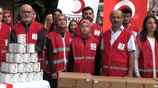 Türk Kızılay'dan ihtiyaç sahibi ailelere yardım