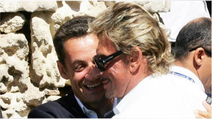 Le jour où Johnny Hallyday a trouvé « un sachet d&#39;herbe » chez Nicolas Sarkozy
