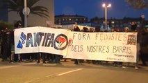 Ultras partidarios de la unidad de España y radicales independentistas se concentran en el mismo punto de Barcelona