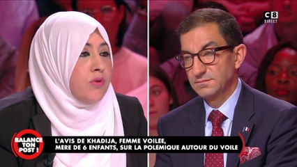 Khadija, femme portant le voile : "Le foulard, je ne le porte pas pour les hommes mais pour Dieu"