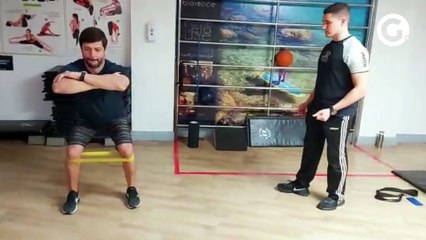 Télécharger la video: Faça exercícios usando o próprio peso