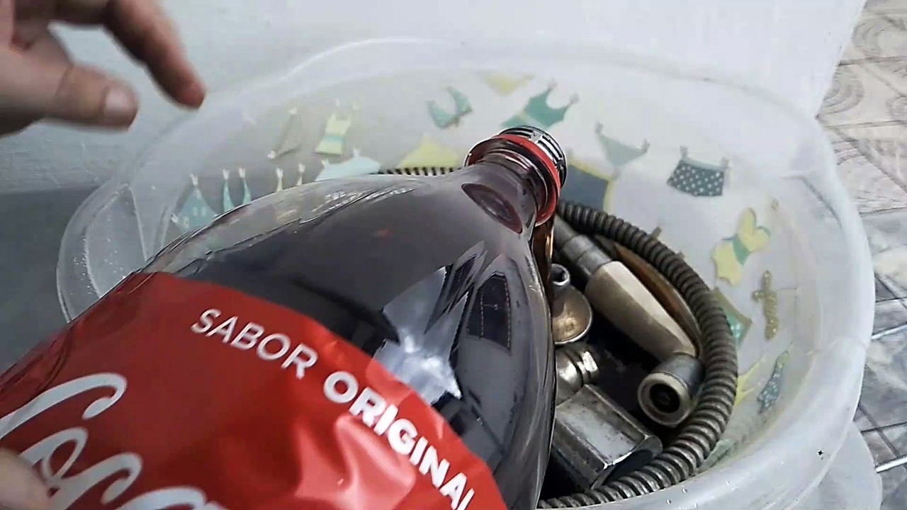 COCA-COLA CLEAN METALS?