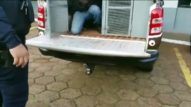 Homem desobedece e desacata guardas municipais e vai parar no 'xilindró'