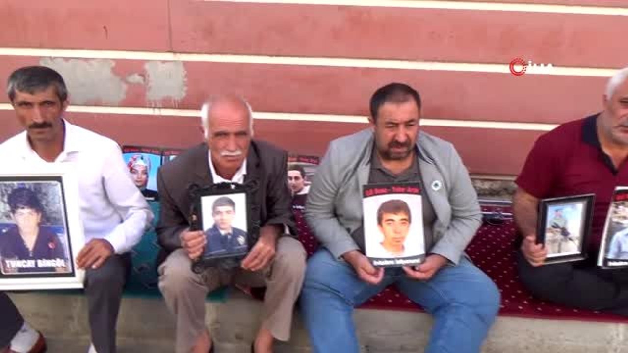 HDP önündeki ailelerin evlat nöbeti 45'inci gününde