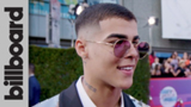 Lunay Discusses New Album 'Epico' & Meaning Behind His Name | Latin AMAs 2019