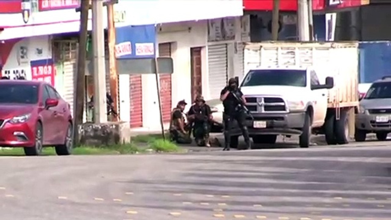 Caos en Sinaloa iniciado por sicarios del hijo de "Chapo" en México