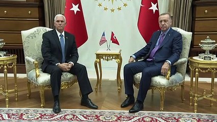 Télécharger la video: USA und Türkei vereinbaren fünftägige Waffenruhe für Nordsyrien