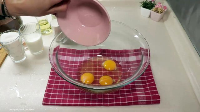 Tam Ölçüsü Kolay Ağlayan Pasta Evdeki Malzemelerle Enfes Bir Pasta Tarifi