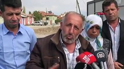 Bir ayda yaşadıkları 3 ev,köy odası ve samanlık peş peşe yandı
