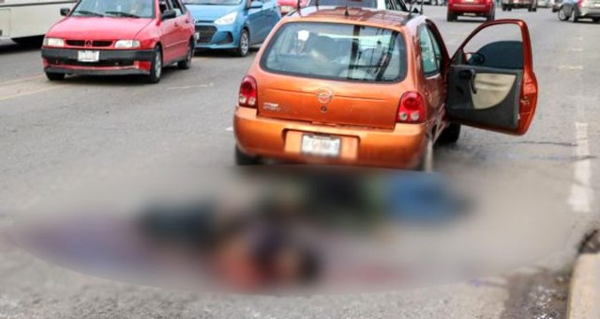 Meksika'da inanılmaz görüntüler! Baronun oğlu yakalandı, sokaklar ceset doldu