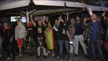 Los enfrentamientos entre independentistas y ultras de extrema derecha protagonizan la noche en Barcelona