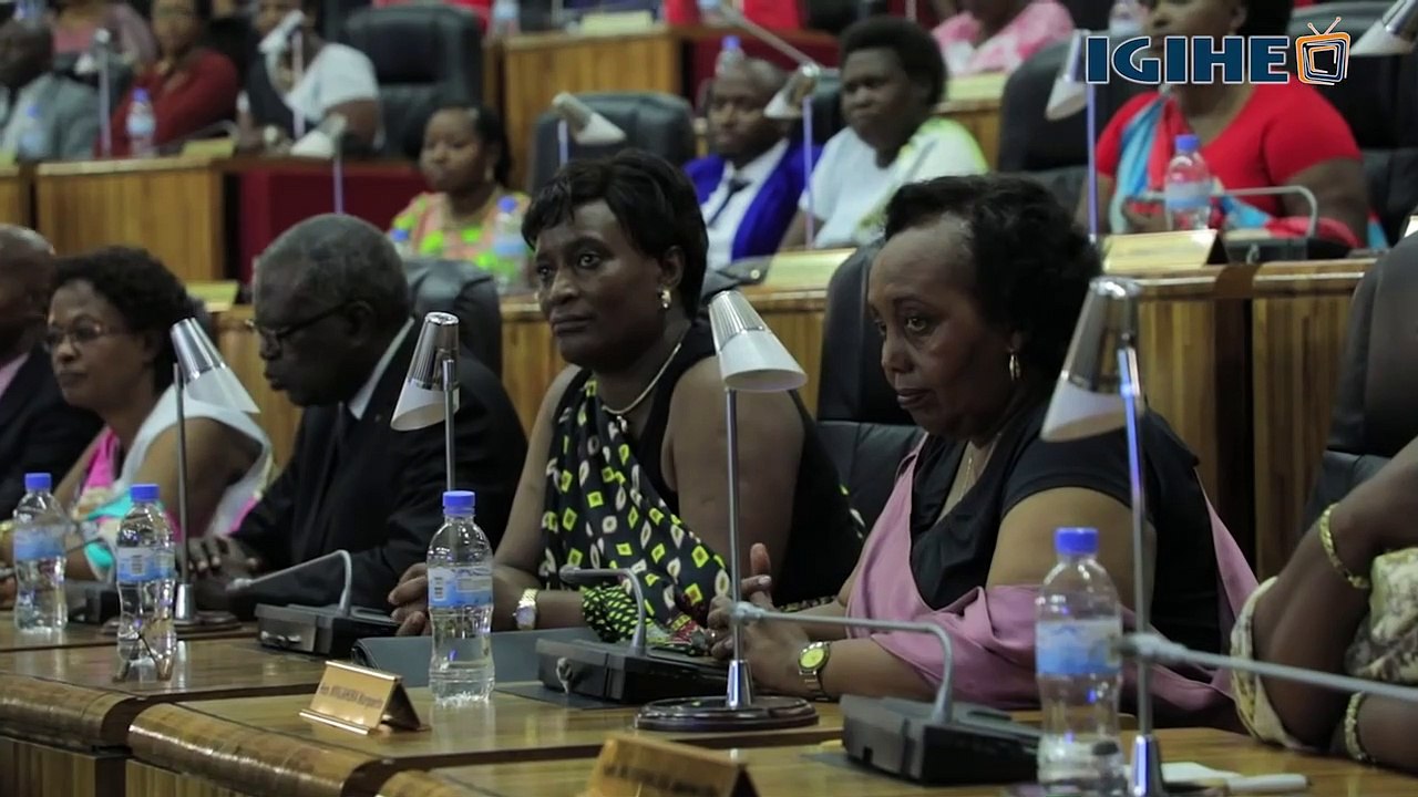 Perezida Kagame yakiriye indahiro z’abasenateri bashya 20 hamwe n’abayobozi barimo ab’Urwego rw’Igihugu