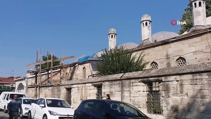 Kurşunları çalınan 450 yıllık caminin restorasyonuna başlandı