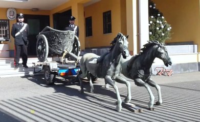 Catania - Carabinieri ritrovano la Biga di Morgantina rubata con un elicottero (18.10.19)
