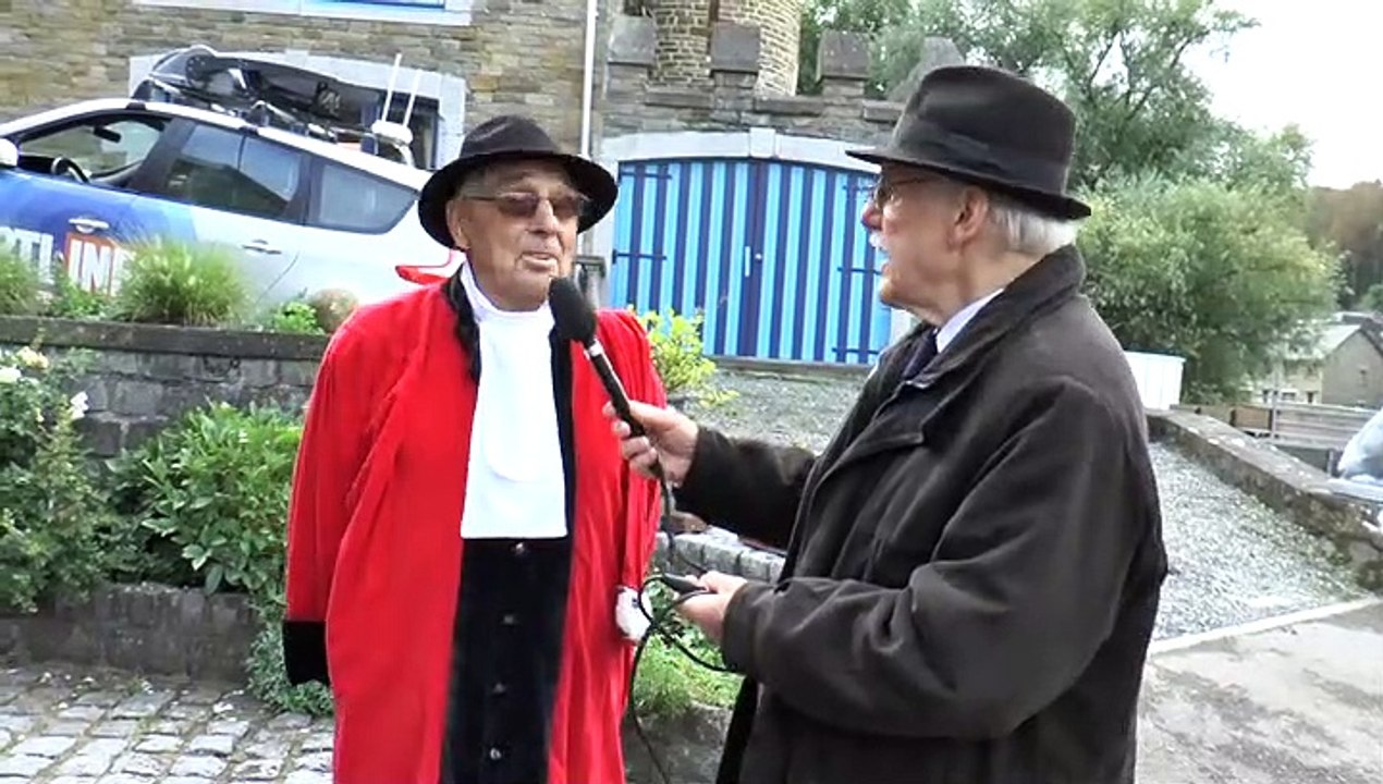 Reconstitution de l'enterrement de Monsieur Neuforge