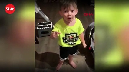 2 yaşındaki çocuk, annesinin kendisini öpmeden işe gitmesine isyan etti