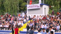 Ege Üniversitesi ailesi Mehmetçiğe 'asker selamıyla' destek verdi