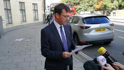 DCI Mark Glover speaking outside Oxford Crown Court