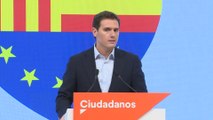 Rivera acusa a Sánchez de no actuar en Cataluña