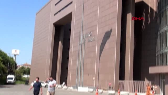 Esenyurt'ta eşini silahla öldüren sanığa indirimsiz ağırlaştırılmış müebbet hapis