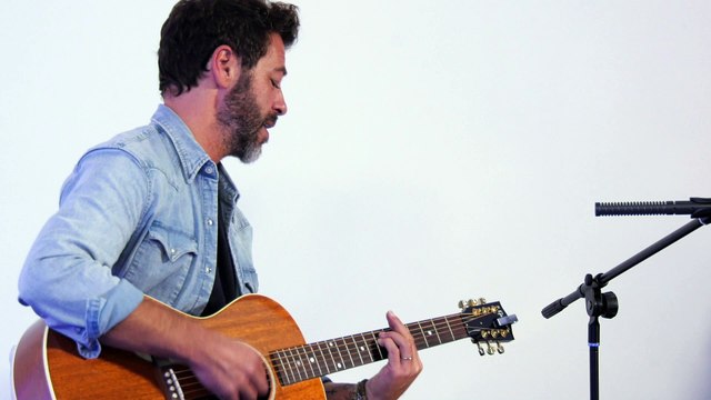 Showcase à La Provence : Christophe Maé chante Il est où le bonheur