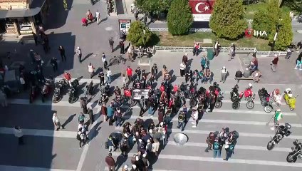 Motor tutkunlarından harekata Türk bayraklı destek