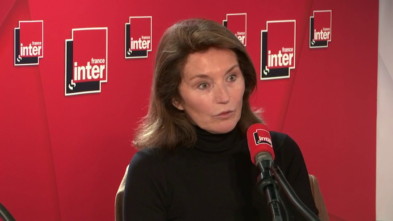Cécilia Attias sur la GPA : "J'ai été élevée avec des certitudes. Mais le monde évolue autour de nous et il faut être à l'écoute et savoir évoluer. Je suis pour, avec beaucoup beaucoup de prudence."