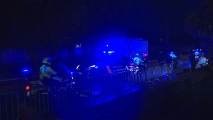Efectivos de la Policía Nacional llegan al cementerio de Mingorrubio