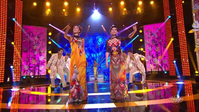 Video - CATWALK (Như Loan - Ngọc Anh - Diễm Sương - Hoàng Nhung - Lan Anh - Hạ Vy)