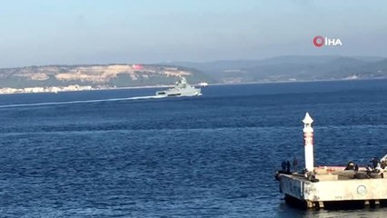 Rus savaş gemisi Çanakkale Boğazı'ndan geçti