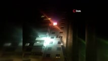 Kadıköy'de 12 katlı bir apartmanın 9. katında yangın çıktı.