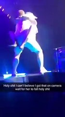 Se Cae Lady Gaga del escenario con Fan