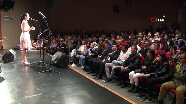 Üsküdar’da Yaprak Sayar ve Ünal Zorer konser verdi