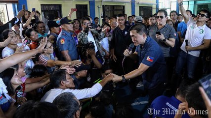 Go Visits Novaliches Fire Victims