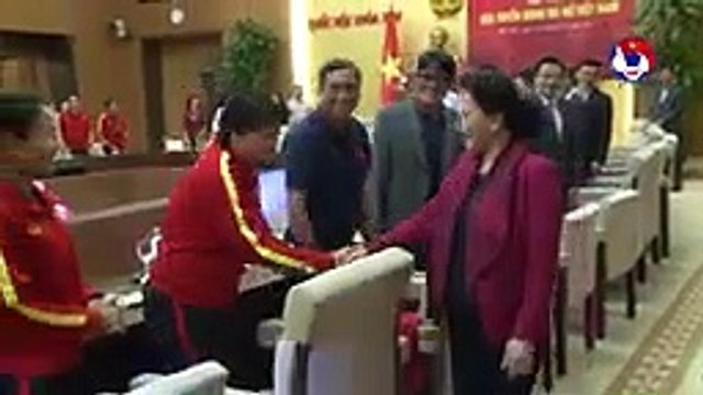 Chủ tịch Quốc hội Nguyễn Thị Kim Ngân: Các nữ cầu thủ phát huy được phẩm chất người phụ nữ Việt Nam