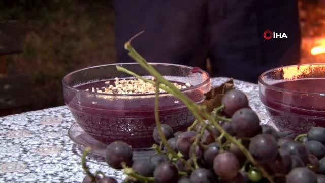 Rize'de Pepeçura zamanı...Kokulu üzümlerin şırasından yapılan tatlı bölgenin vazgeçilmezlerinden