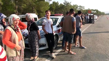Rus mühendisleri taşıyan minibüs kaza yaptı: 2 ölü, 11 yaralı